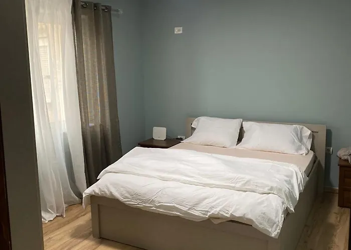 Itan's * טיראנה